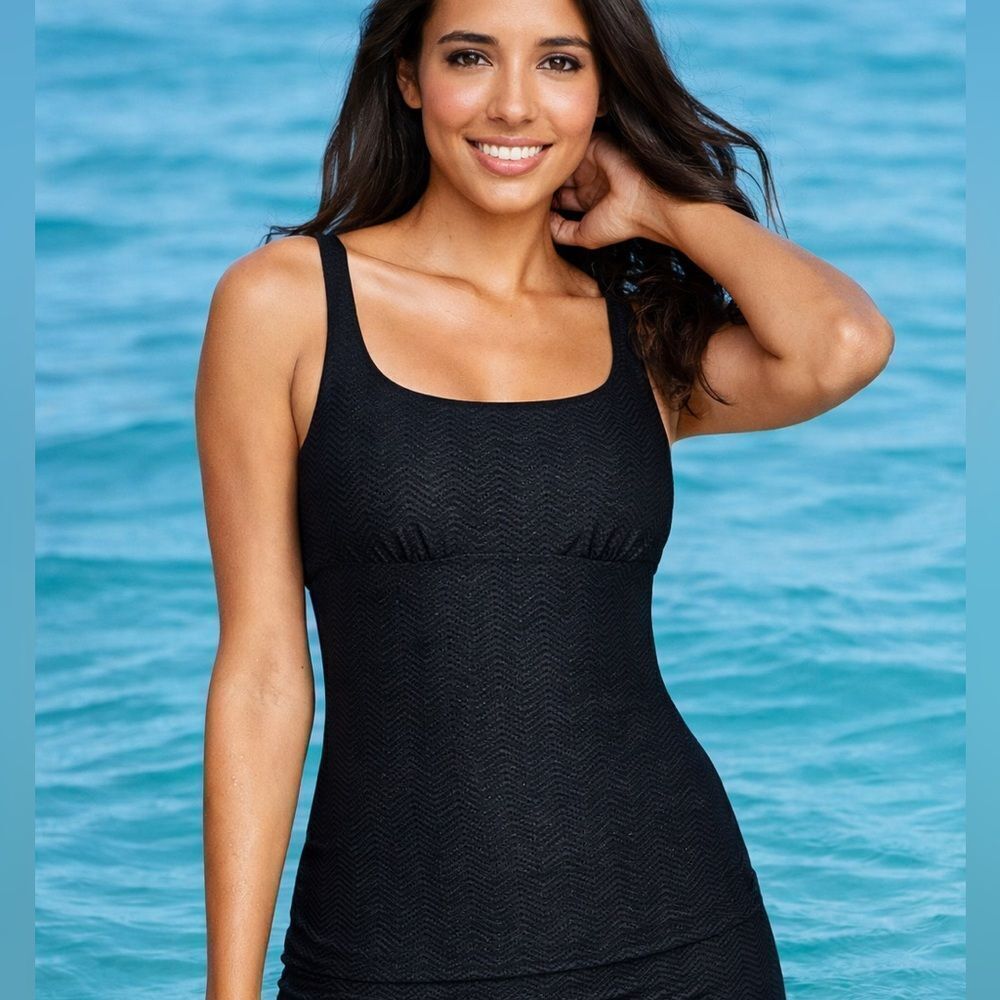 Land’s End square neck textured adjust underwire tankini Top Black 6